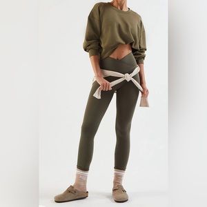 PacSun crossover leggings